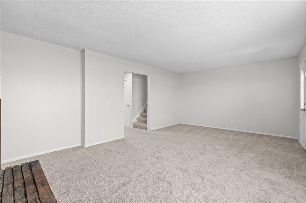 Residential in Grandview 4