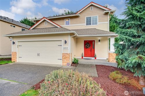 20519 85th Avenue Ct E, Spanaway, WA, 98387-3074 | Card Image