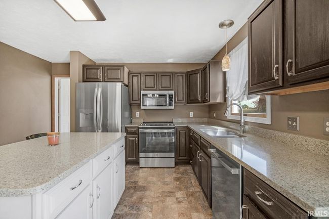 230 Meadows Dr, House other with 4 bedrooms, 3 bathrooms and null parking in Greentown IN | Image 15