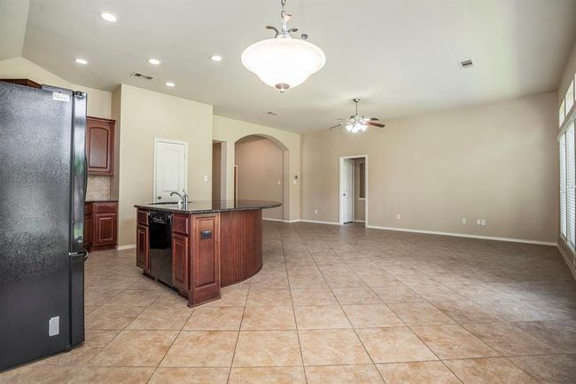 13604 Rainwater Dr, House other with 4 bedrooms, 3 bathrooms and 2 parking in Pearland TX | Image 17