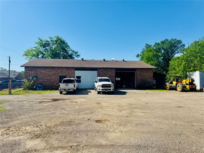 300 Aspen, Home with 0 bedrooms, 0 bathrooms and null parking in Van TX | Image 9