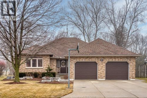 95 Matier Ave, Wheatley, ON, N0P2P0 | Card Image