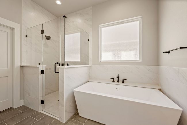 207 W 7 Th St, House other with 4 bedrooms, 3 bathrooms and null parking in Justin TX | Image 25