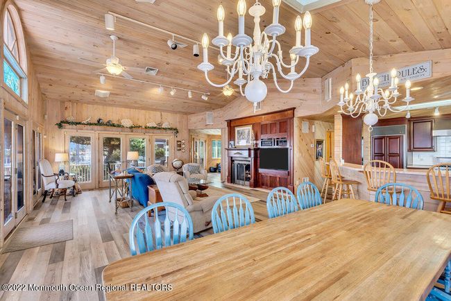 175 Boardwalk, House other with 8 bedrooms, 4 bathrooms and null parking in Point Pleasant Beach NJ | Image 19