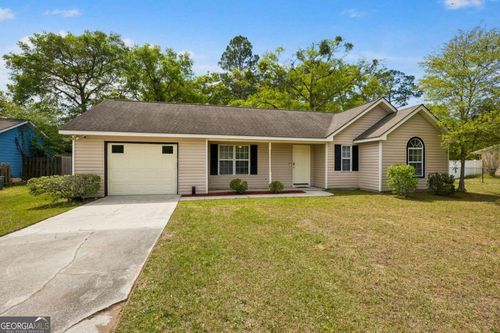 302 Watts St, Saint Marys, GA, 31558-9009 | Card Image