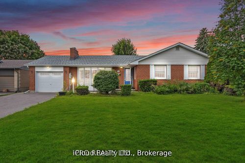 736 Westdale St, Oshawa, ON, L1J5B7 | Card Image