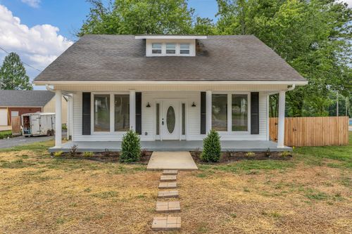 601 S Russell St, Portland, TN, 37148-1237 | Card Image