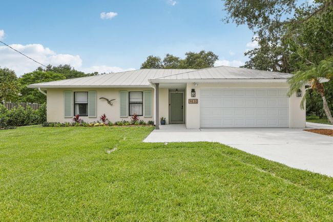 9830 Oak Trl, House other with 3 bedrooms, 3 bathrooms and null parking in Sebastian FL | Image 43