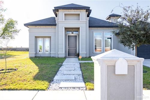 1101 S New Mexico St, Alton, TX, 78573-1725 | Card Image