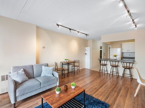 apt-717-200 Swanton St, Winchester, MA, 01890-4320 | Card Image