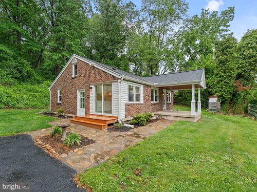 3395 Upper Valley Rd, PARKESBURG, PA, 19365-1621 | Card Image