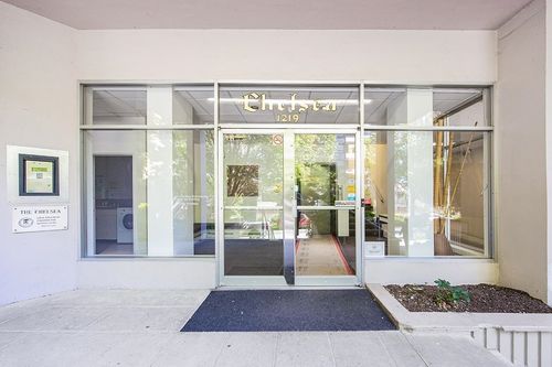 {{alt}} | Card Image