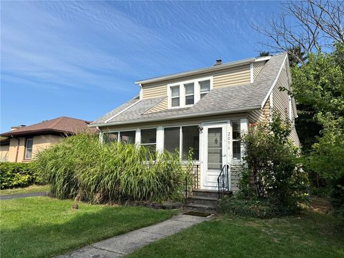 2096 Norton St, Rochester, NY, 14609-2455 | Card Image