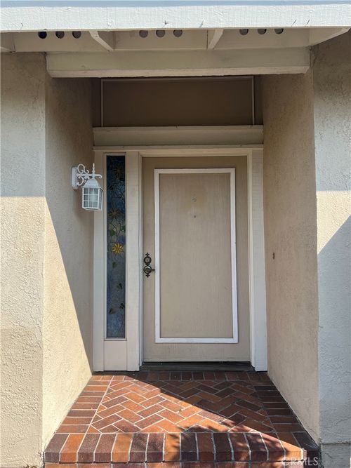 26 Alderbrook, Irvine, CA, 92604-3641 | Card Image
