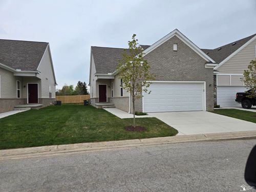 809 Plum Village Dr, Raisinville Twp, MI, 48161-9670 | Card Image