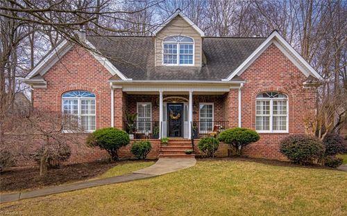 520 Ashbry Run Drive, Winston Salem, NC, 27106 | Card Image