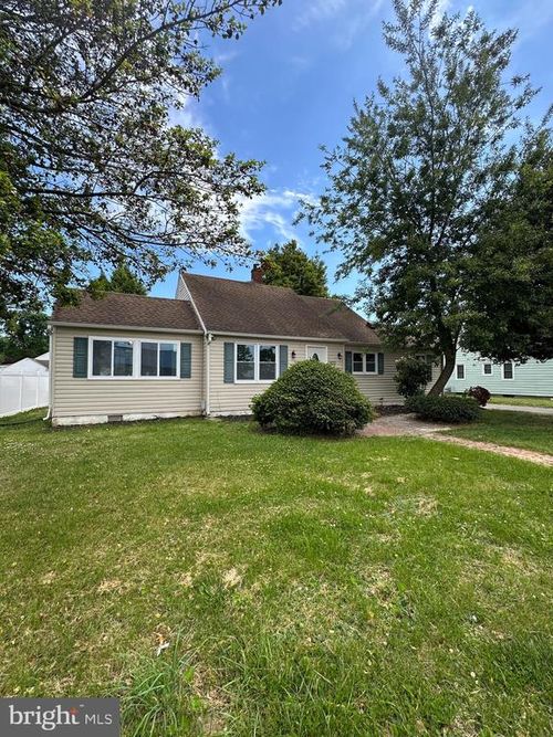822 White Oak Rd, DOVER, DE, 19901-4250 | Card Image