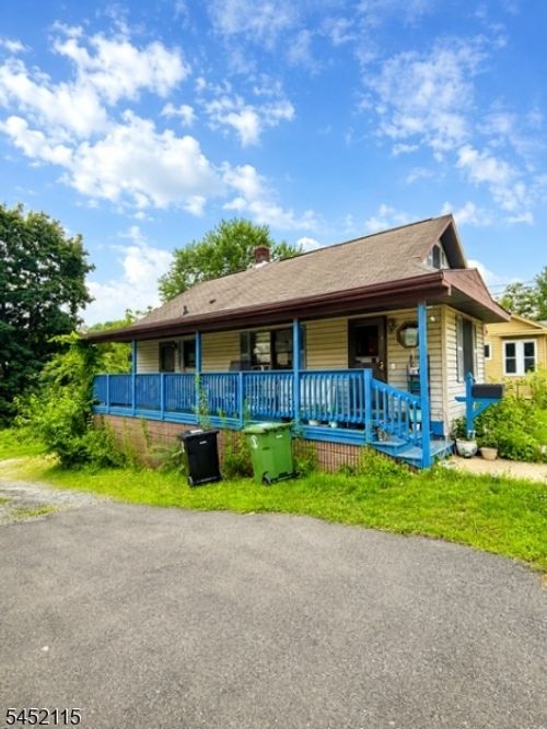 3 Hann Ter, Washington, NJ, 07882-2105 | Card Image