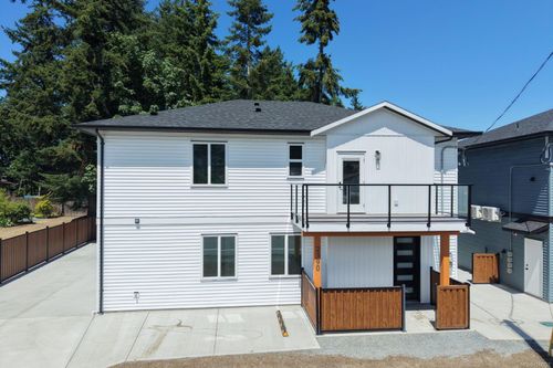 200-2190 Jingle Pot Rd, Nanaimo, BC, V9R6J2 | Card Image