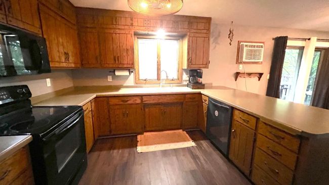 Kitchen | Image 13