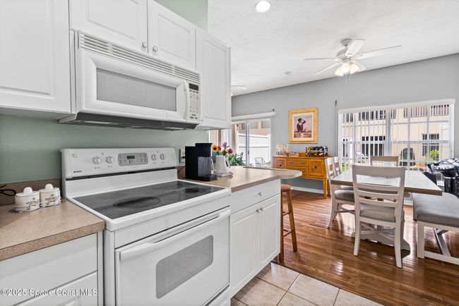 4 - 5201 Ocean Beach Blvd, Townhouse with 3 bedrooms, 3 bathrooms and null parking in Cocoa Beach FL | Image 14