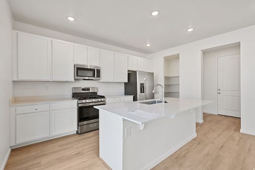 68-1087 W 450 S, Brigham City, UT, 84302-4623 | Card Image