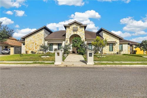 5606 N 6th Ln, McAllen, TX, 78504-2734 | Card Image