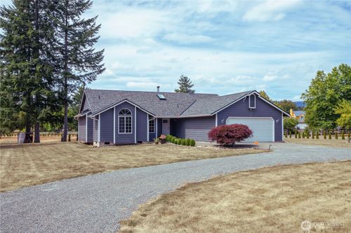 10525 Tracie Ct Sw, Olympia, WA, 98512-9386 | Card Image