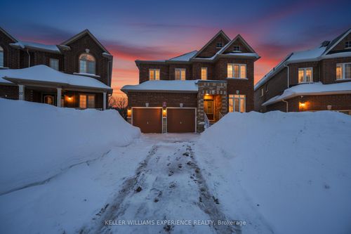 35 Muirfield Dr, Barrie, ON, L4N6J9 | Card Image