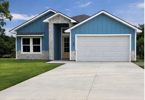 741 S 10th St, Aransas Pass, TX, 78336-3930 | Card Image