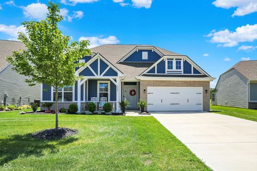 9909 Canyon Ln, Pendleton, IN, 46064-6454 | Card Image