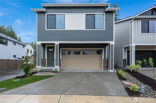 mg-201 156th Pl Sw, Lynnwood, WA, 98087-2557 | Card Image
