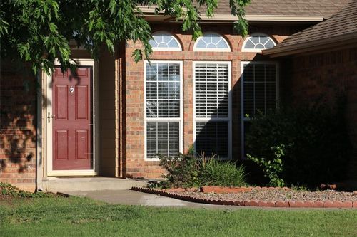 905 Renita Way, Moore, OK, 73160 | Card Image