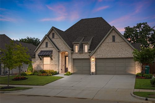 900 Fallbrook Ave, Denton, TX, 76210-1645 | Card Image