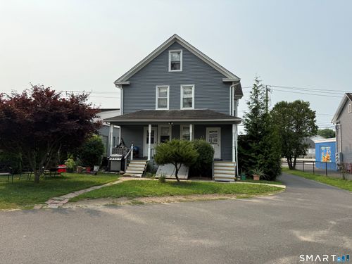 215 White St, Danbury, CT, 06810-6826 | Card Image