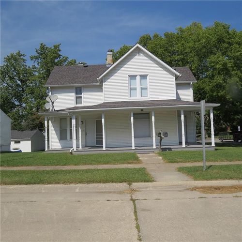 203 W Cooper St, Maryville, MO, 64468-2411 | Card Image