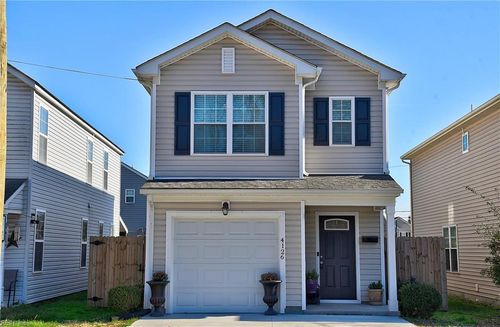 4126 Reid St, Chesapeake, VA, 23324-2710 | Card Image