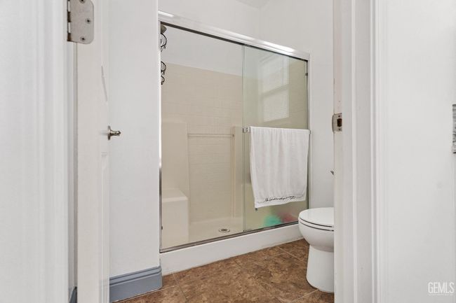 605 Cornelia St, House other with 4 bedrooms, 2 bathrooms and null parking in Wasco CA | Image 32