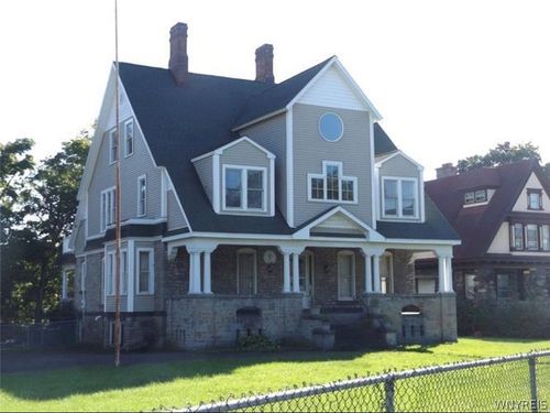 357 Portage Rd, Niagara Falls, NY, 14303-1441 | Card Image
