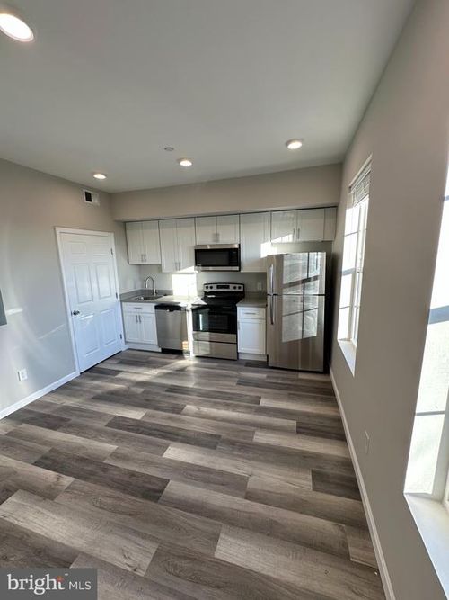 apt-409-1812 H Pl Ne, WASHINGTON, DC, 20002-9168 | Card Image