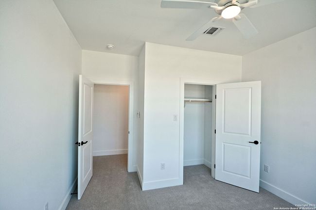409 Constance Dr, House other with 3 bedrooms, 3 bathrooms and null parking in New Braunfels TX | Image 16