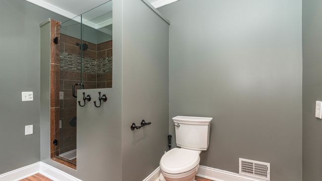100 Broadway, House other with 3 bedrooms, 2 bathrooms and null parking in Springfld Twp MI | Image 22