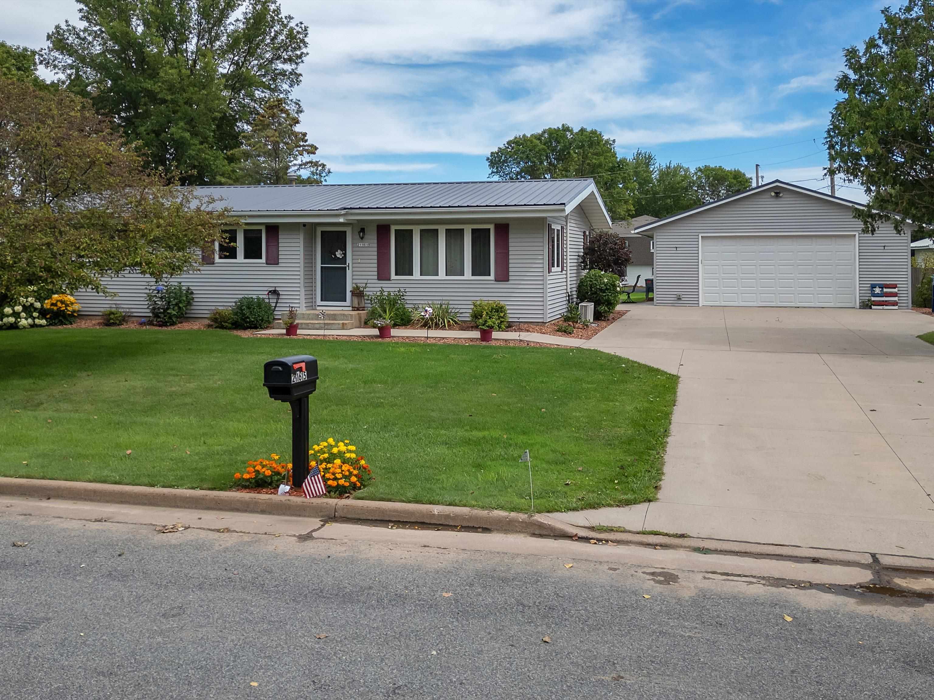 Mundt Dr, Stratford, WI 54484