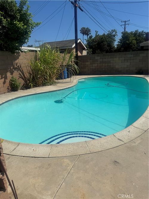 1623 S Pacific Ave, Santa Ana, CA, 92704-4314 | Card Image
