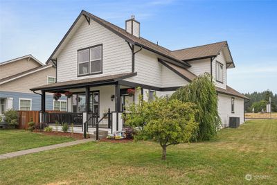 812 Miller Street, House other with 4 bedrooms, 2 bathrooms and 2 parking in Winlock WA | Image 1