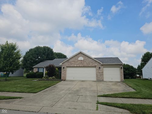 3838 Crest Point Dr, Westfield, IN, 46062-6540 | Card Image