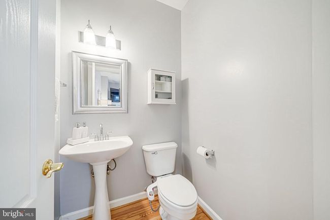 11559 Cavalier Landing Ct, Townhouse with 3 bedrooms, 4 bathrooms and null parking in FAIRFAX VA | Image 14
