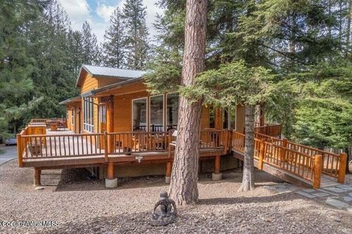 2017 Peninsula Rd, Hope, ID, 83836-9604 | Card Image