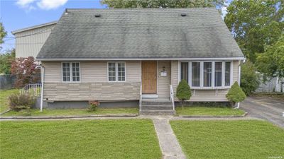 69 Ronald Drive, House other with 3 bedrooms, 1 bathrooms and null parking in Amityville NY | Image 1