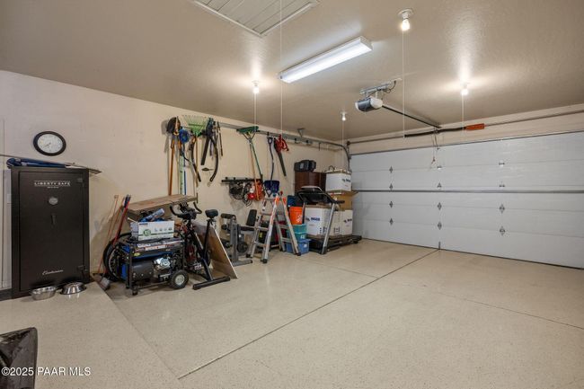Garage | Image 34